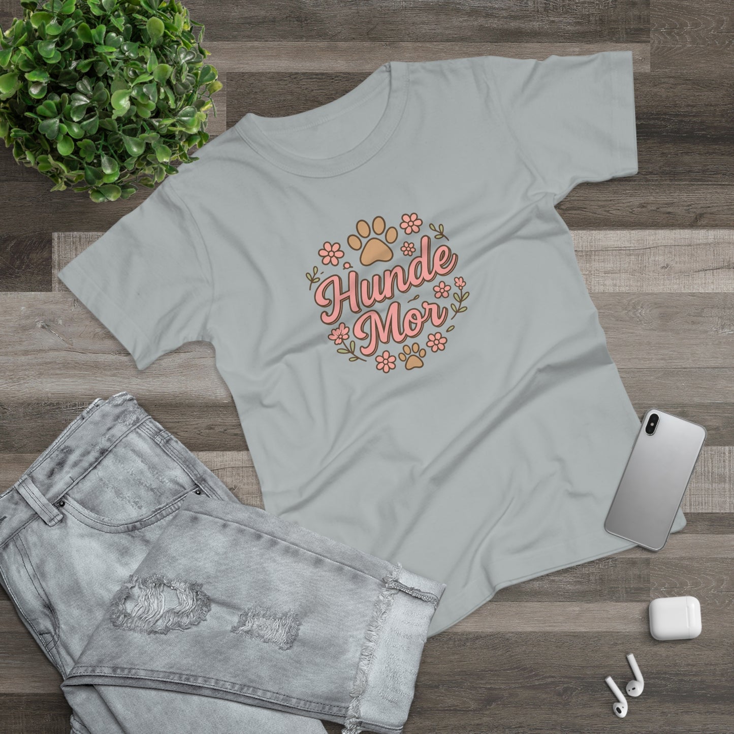 Hunde Mor T-shirt – Sødt design med poteaftryk og blomster