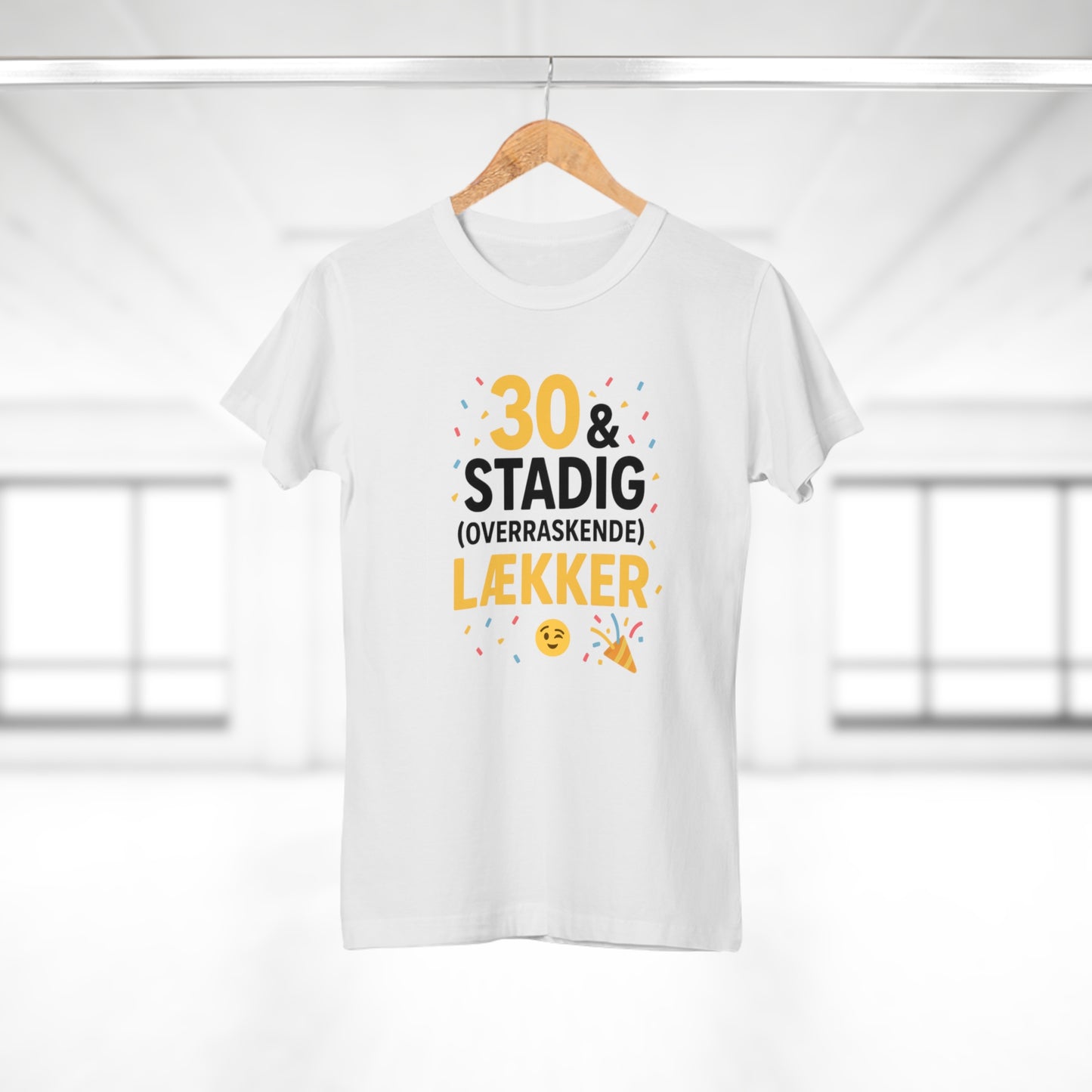 30 & stadig overraskende lækker T-shirt | Sjov 30 års fødselsdagsgave til ham og hende