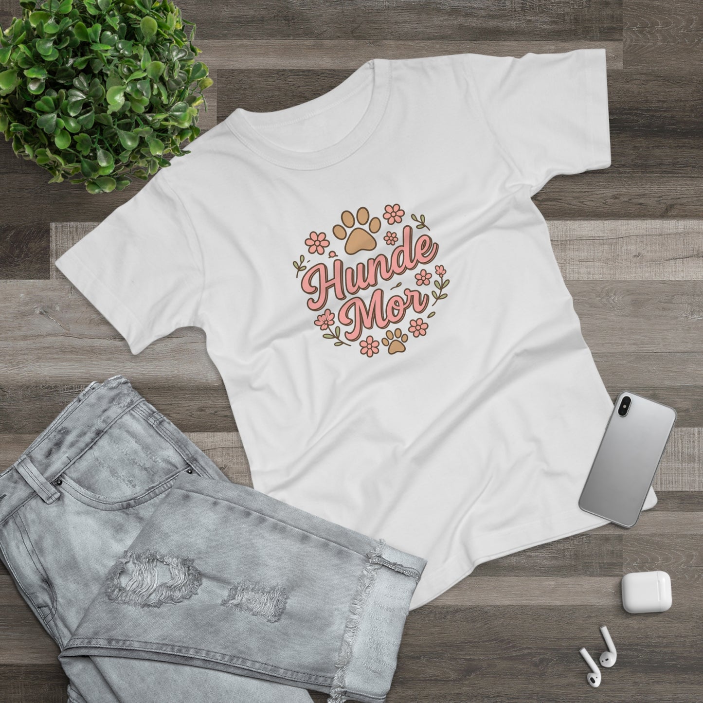 Hunde Mor T-shirt – Sødt design med poteaftryk og blomster