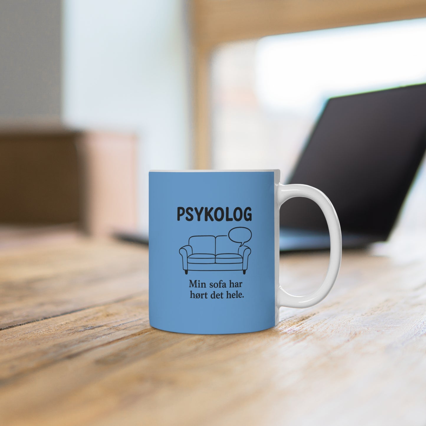 Sjov psykolog kop – Min sofa har hørt det hele | Humoristisk kaffekop og gaveidé til psykologer, terapeuter og psykologistuderende