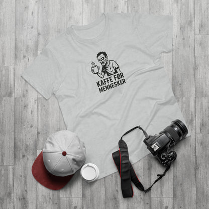 Kaffe før mennesker T-shirt | Sjov zombie T-shirt med humor til kaffeelskere, kollegaer og morgentrætte