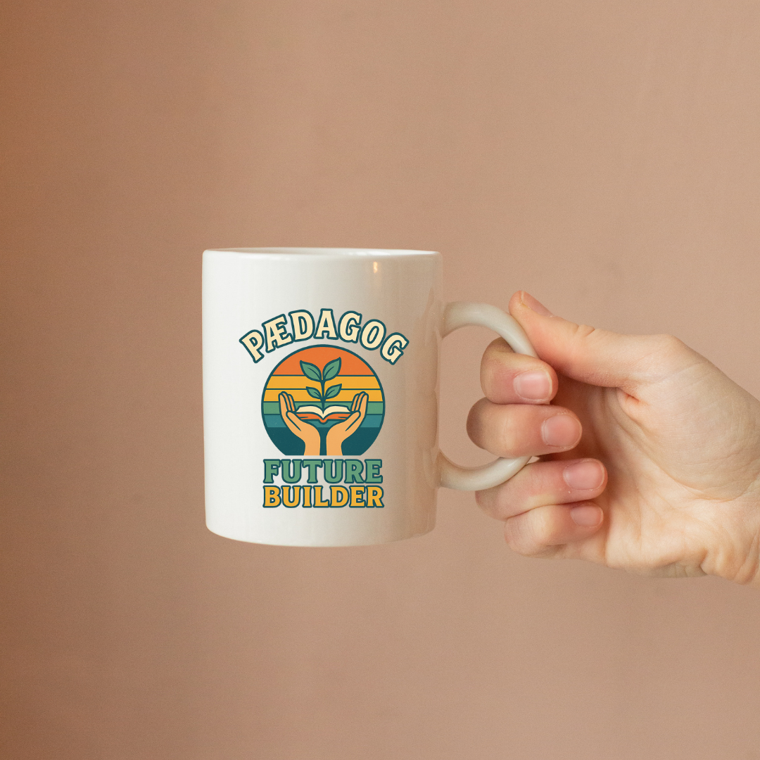 Keramisk Krus - Pædagog - Future Builder | Pædagog Gave, Inspirerende Krus, Miljøvenlig Kaffekop, Klasselokale Dekoration, Uddannelsesværdsættelse