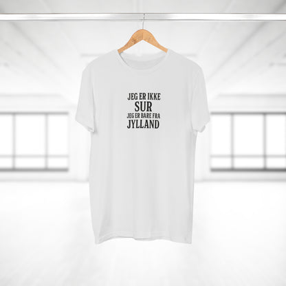 Sjov jyde T-shirt – Jeg er ikke sur, jeg er bare fra Jylland | Funny dansk citat